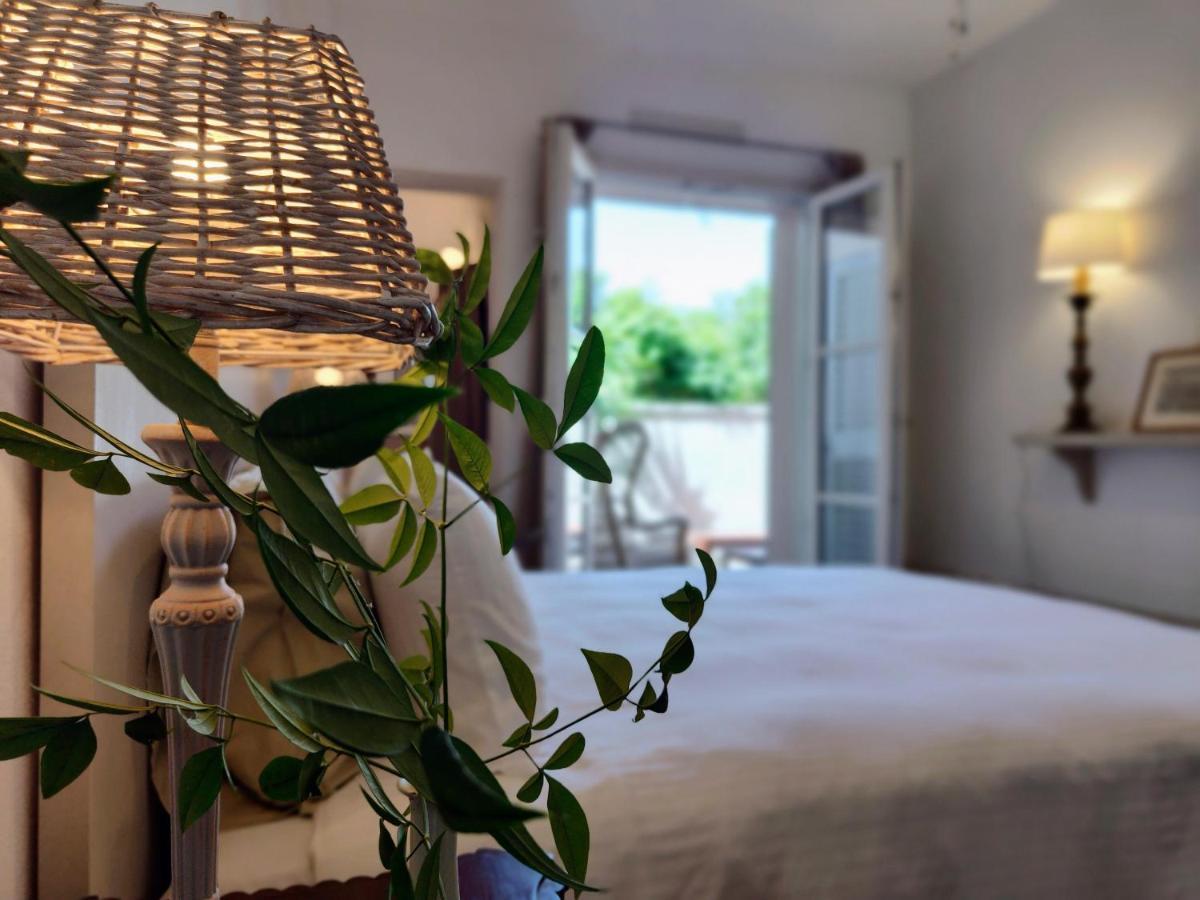 Il Cortiletto - Suites & Apartments Пистоя Екстериор снимка