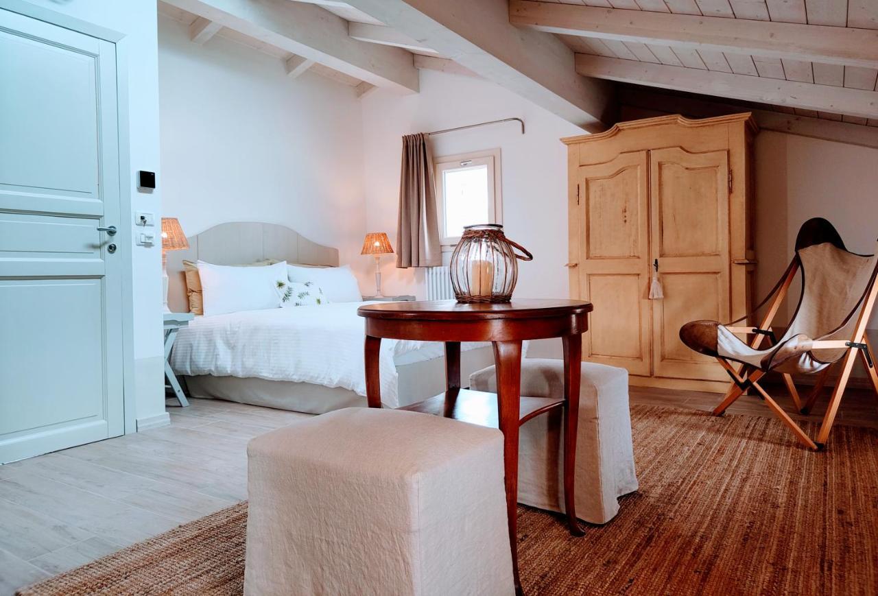 Il Cortiletto - Suites & Apartments Пистоя Екстериор снимка