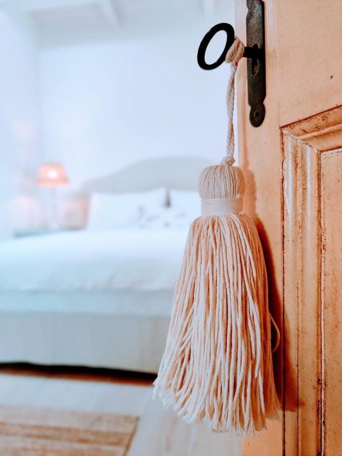 Il Cortiletto - Suites & Apartments Пистоя Екстериор снимка