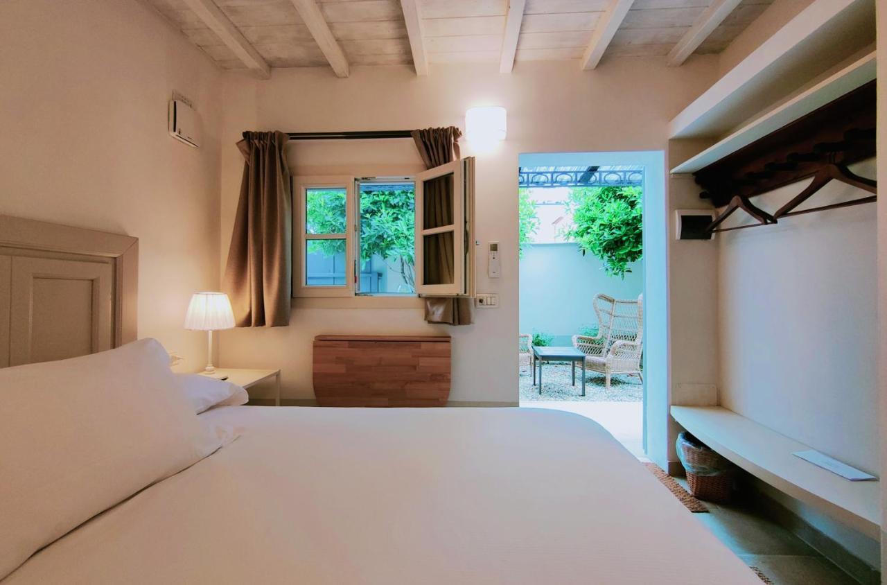 Il Cortiletto - Suites & Apartments Пистоя Екстериор снимка