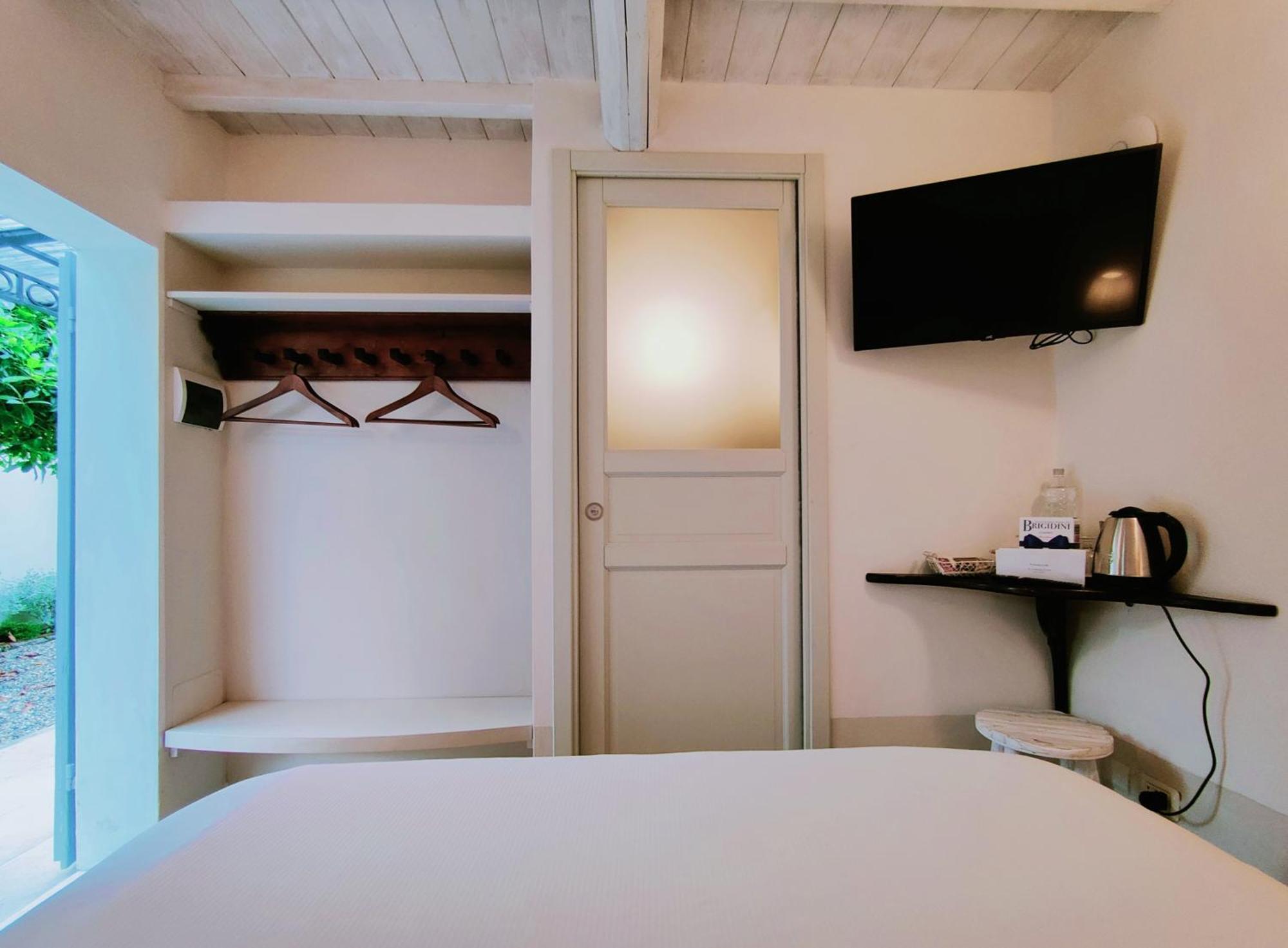 Il Cortiletto - Suites & Apartments Пистоя Екстериор снимка